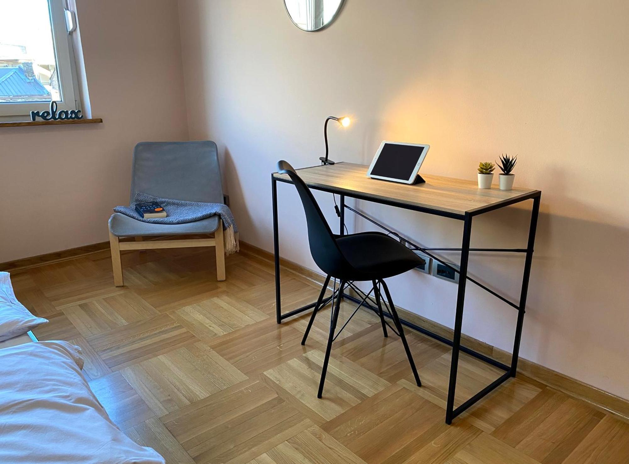 Quince Apartment-Free Parking-City Center Belgrado Exterior foto